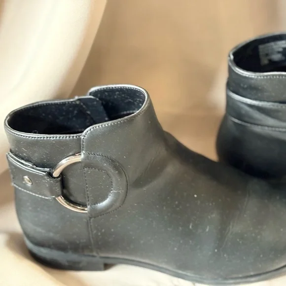 Alfani Black Leather Ankle Booties with Side Zip - Picture 2 of 10